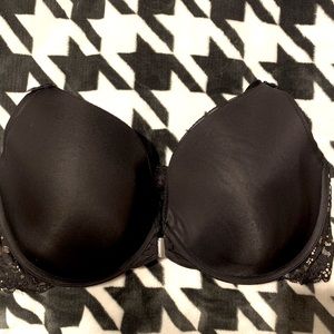 ADORE ME BRA  40DDD